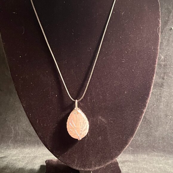 Jewelry - Picture 1 of 2